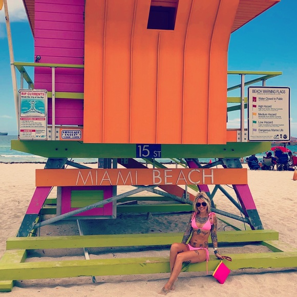 Meet your Posher, Cortney Divine💕 - Picture 11 of 17